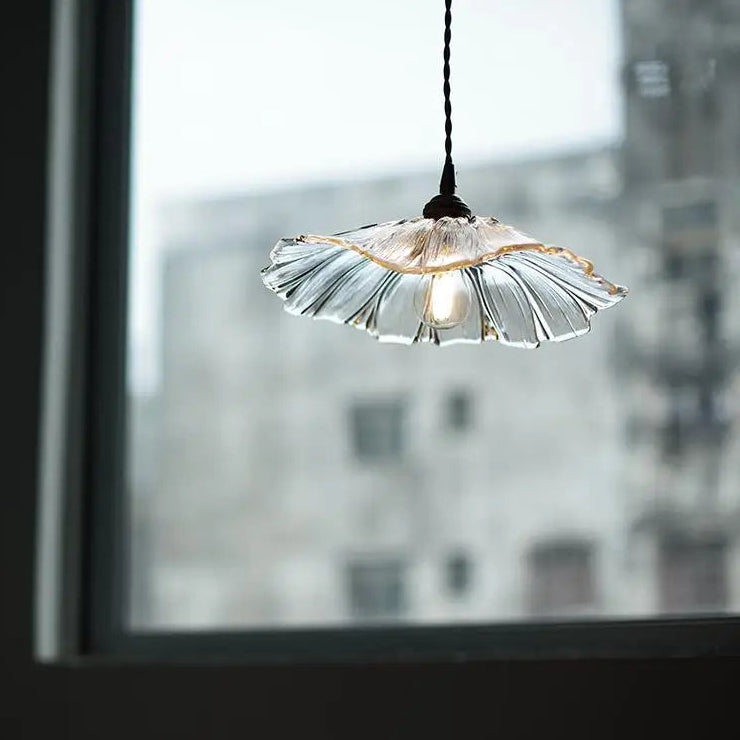 AuraFlora - Modern pendant light in flower design