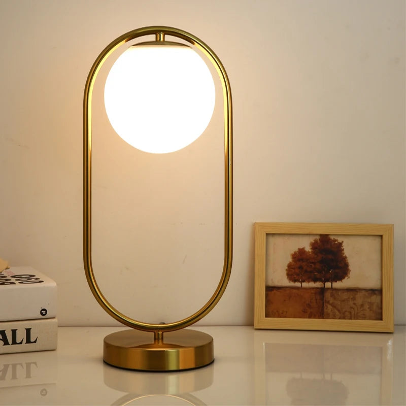 LumiGlobe - Modern table lamp with glass globe
