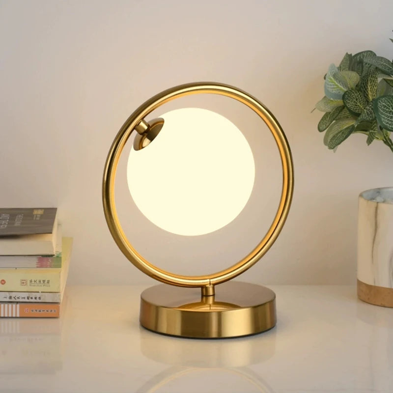 LumiGlobe - Modern table lamp with glass globe