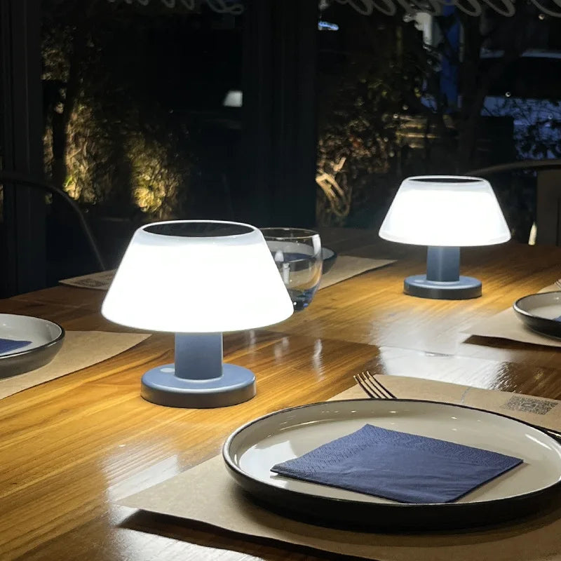 SunCharge - Drahtlose Solar-Tischlampe mit Ladefunktion