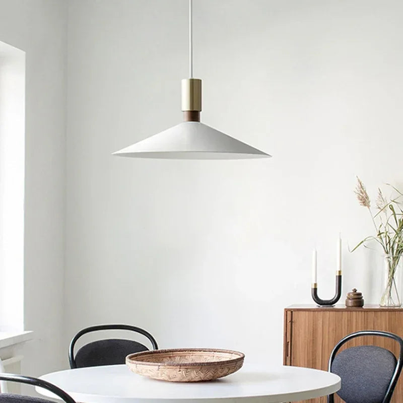 ArtiFrost - Pendant Light in Nordic Design made of Metal and Glass