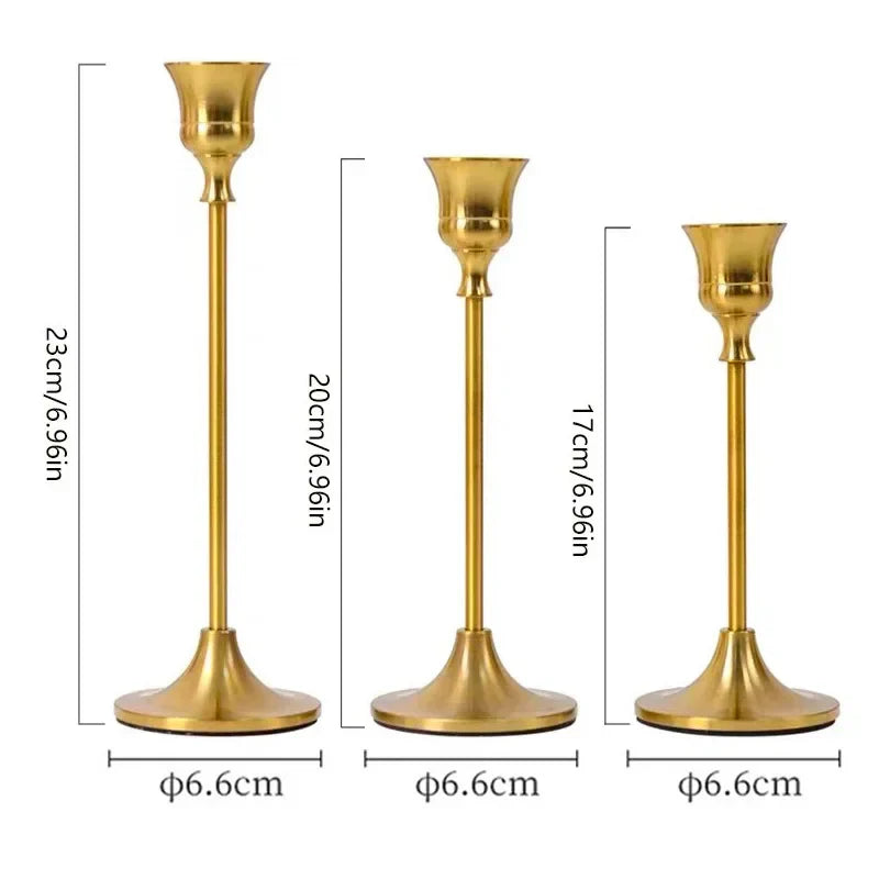 Träumende Lichter - Goldene Kerzenhalter für eine romantische Atmosphäre