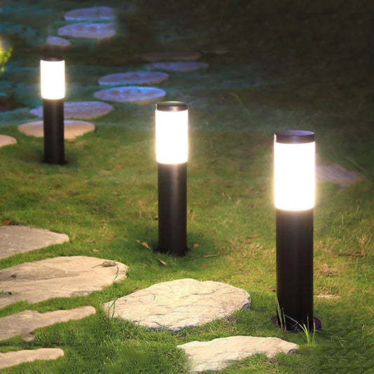 GleamGuard - Edelstahl Gartenlampe für strahlendes Grün!