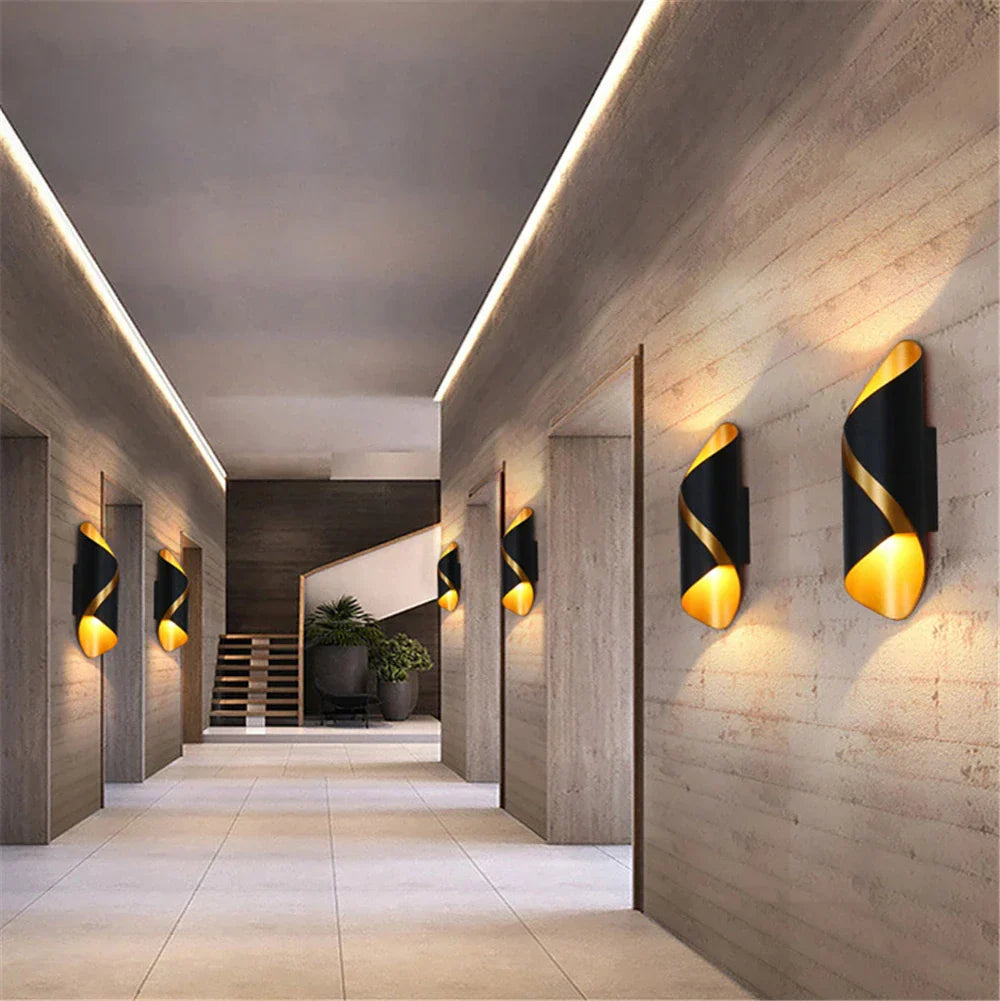 WetGleam - Wasserdichte LED-Wandleuchte für einen strahlenden Glanz