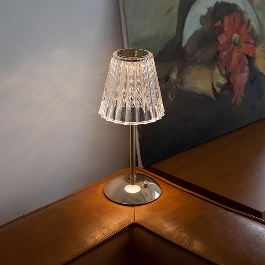GlamLicht – Designer Acryl Tischlampe in Rockform mit LED für stilvolle Wohnräume