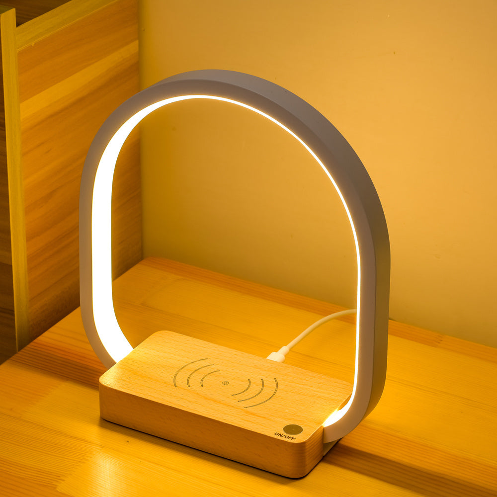 LumoStation® – Die smarte LED-Tischlampe mit Uhranzeige und Ladefunktion