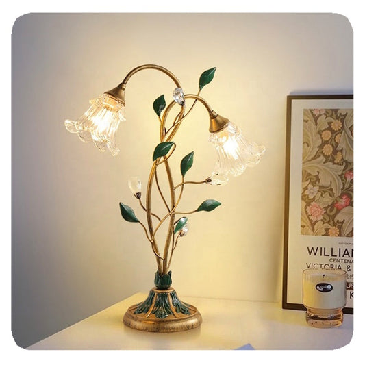 BloomGlow – Flower-Shaped Table Lamp