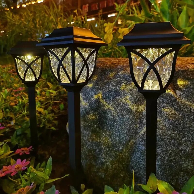 RadiantRoots - Umweltfreundliche LED Solar-Gartenlichter