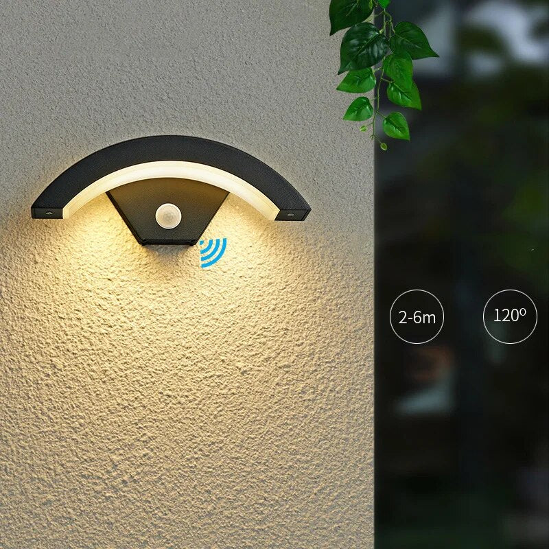 VistaGleam - Schlanke und Wasserdichte Wandleuchte für eine Moderne Atmosphäre